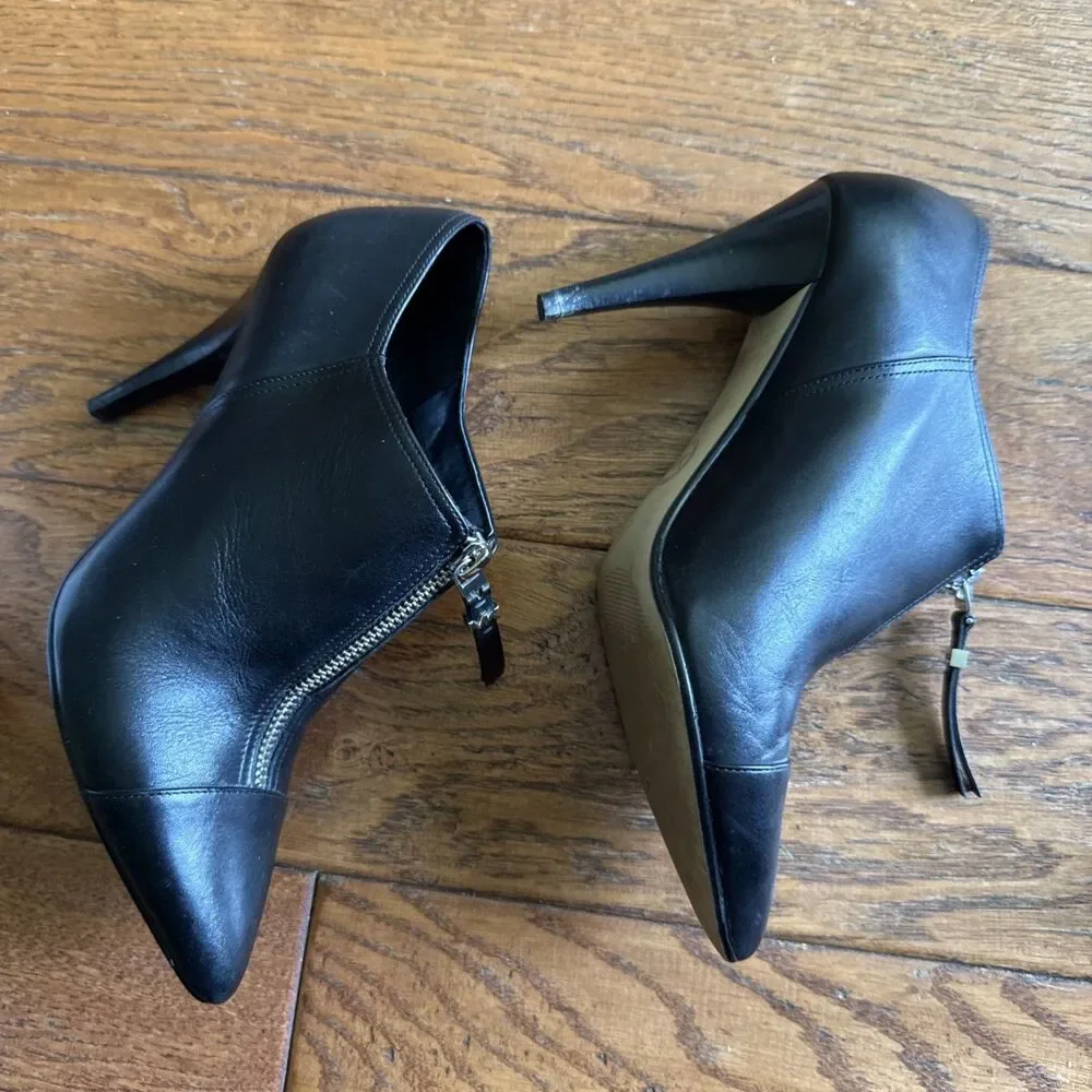 Michael Kors MK 7.6 M Black Leather Ankle Boots Front Zipper Pointed Toe Witchy